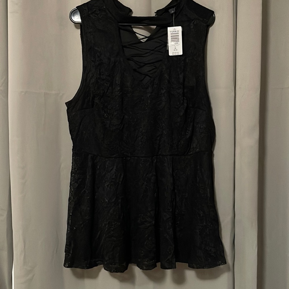 Torrid shirt